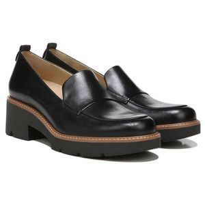 NEW Naturalizer Darry‎ Lug Sole Loafers Shoes Womens 8.5 Black Leather MSRP $130